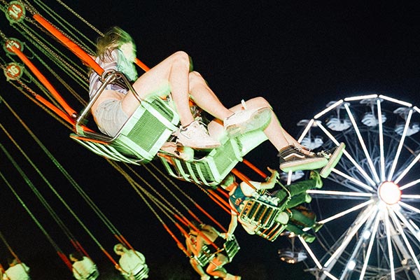 Chaises volantes au festival Garorock - Photo 3